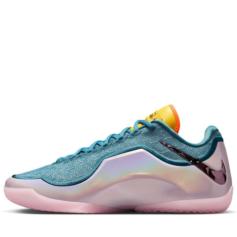 Nike LeBron 23 - Éléments Réfléchissants et Détails