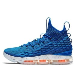 Nike LeBron 15 - Ventilation Naturelle Performante