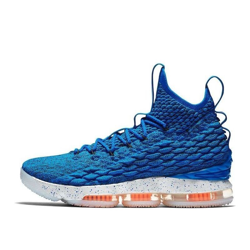 Nike LeBron 15 - Ventilation Naturelle Performante