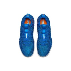 Nike LeBron 15 - Ventilation Naturelle Performante